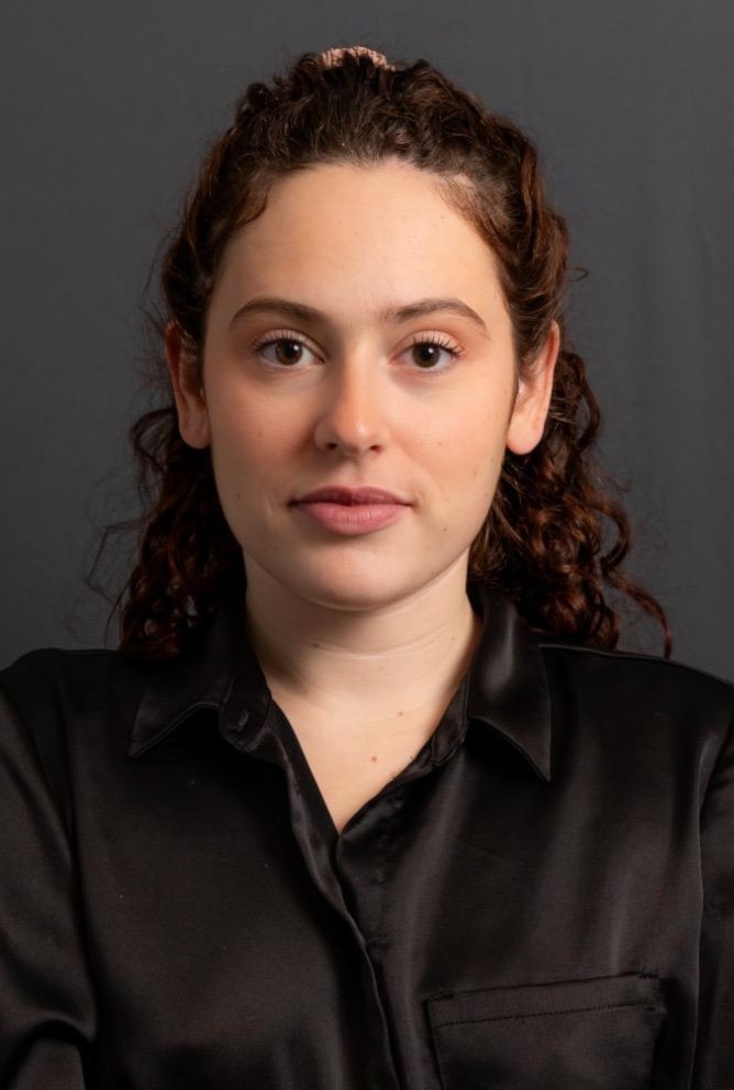 Camille Lopez Emma Raïs, Chargée de communication digitale et institutionnelle